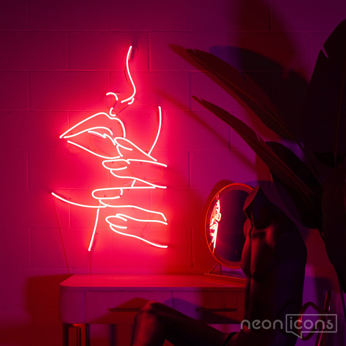 "A Pretty Face" Neon Sign for Beauty & Cosmetic Studios